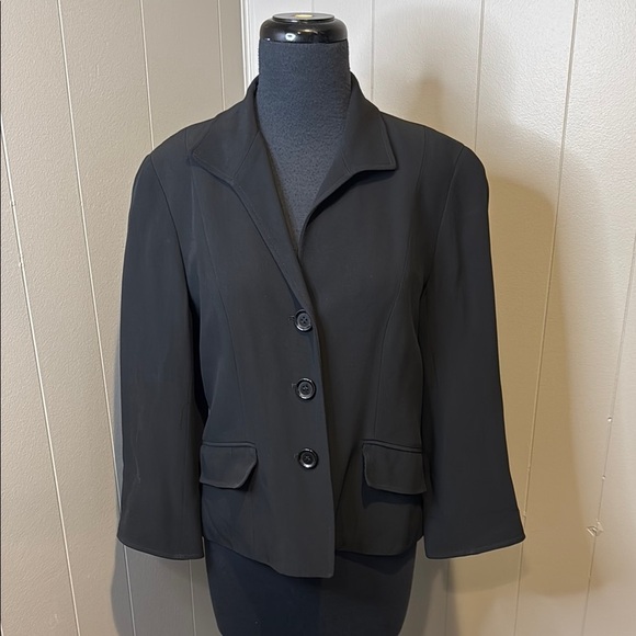Lafayette 148 New York 6 Black Blazer with Notched Lapel and Textured Fabric - Picture 1 of 5